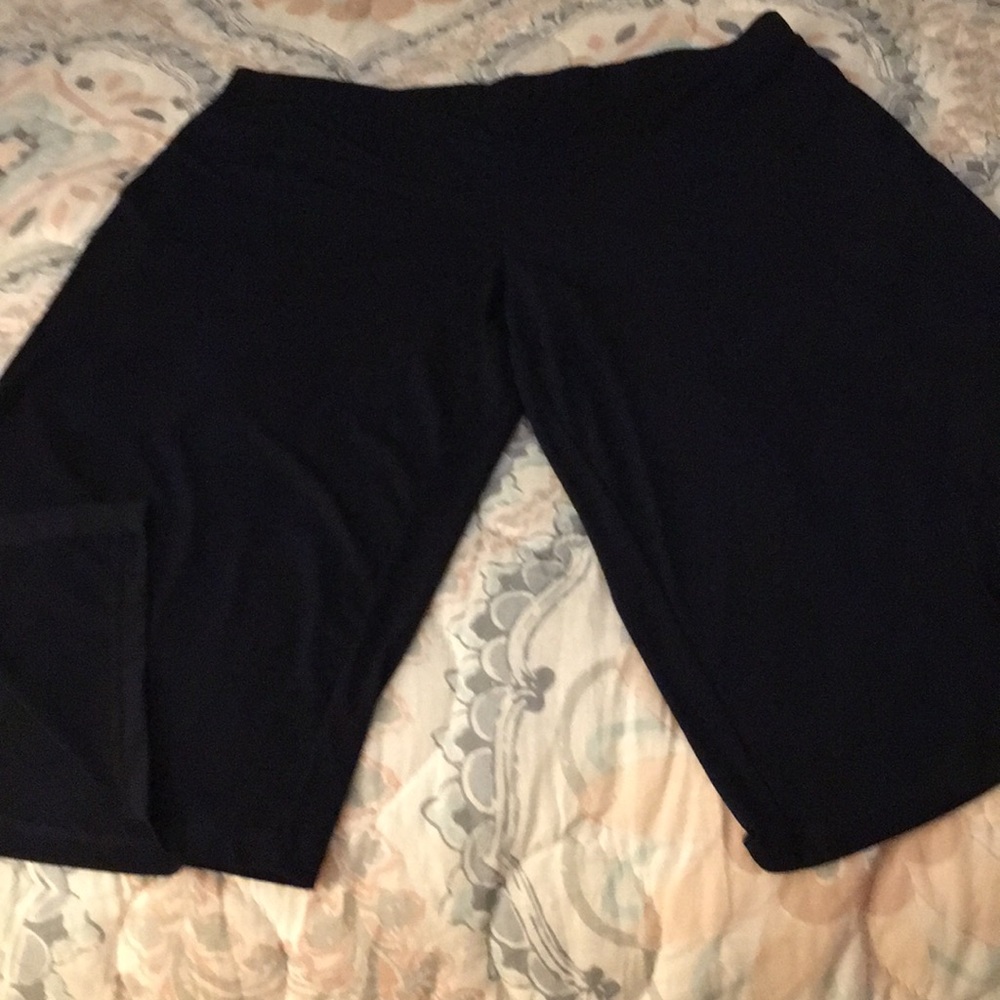 SusanGraver Navy Blue Culotte!!